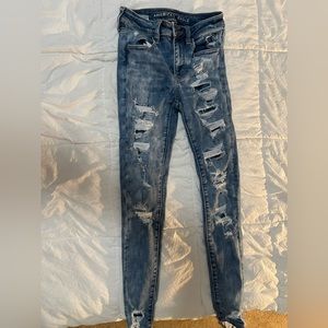 American eagle ripped jeans size 2